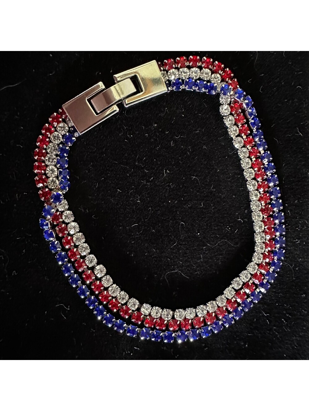 Red White Blue Rhinestone Tennis Bracelet Silver Tone Patriotic USA 7 Inch